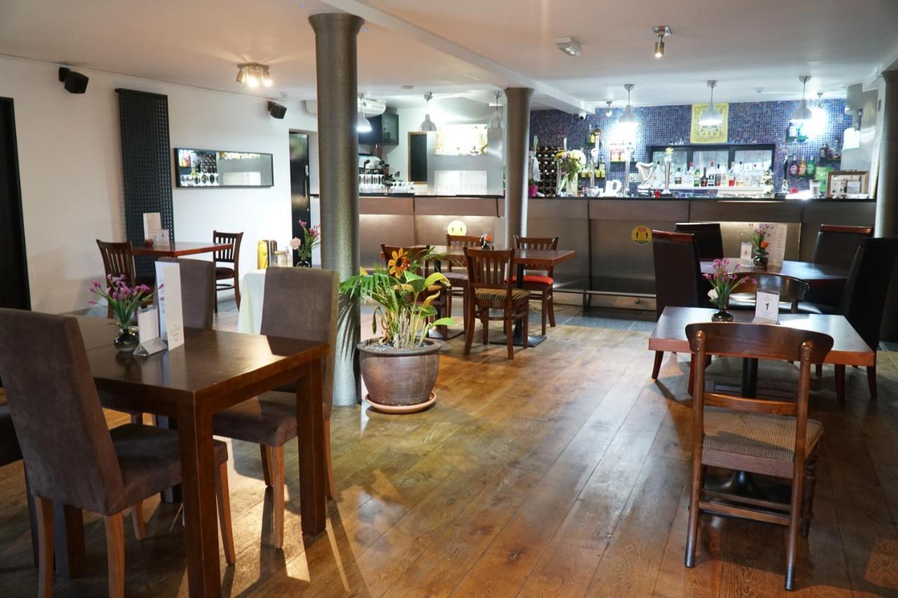 The Old Mill Thai Vintage Hotel Whitchurch (Shropshire)
